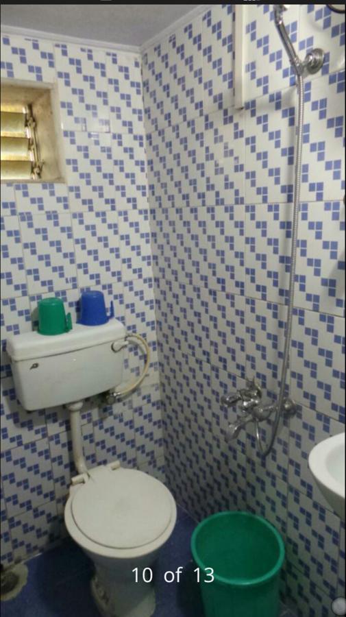 New Metro Guest House Mumbai  Buitenkant foto